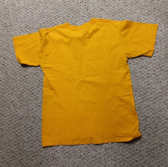 Unisex Bud Light Beach Club T-Shirt. - Picture 3 of 3